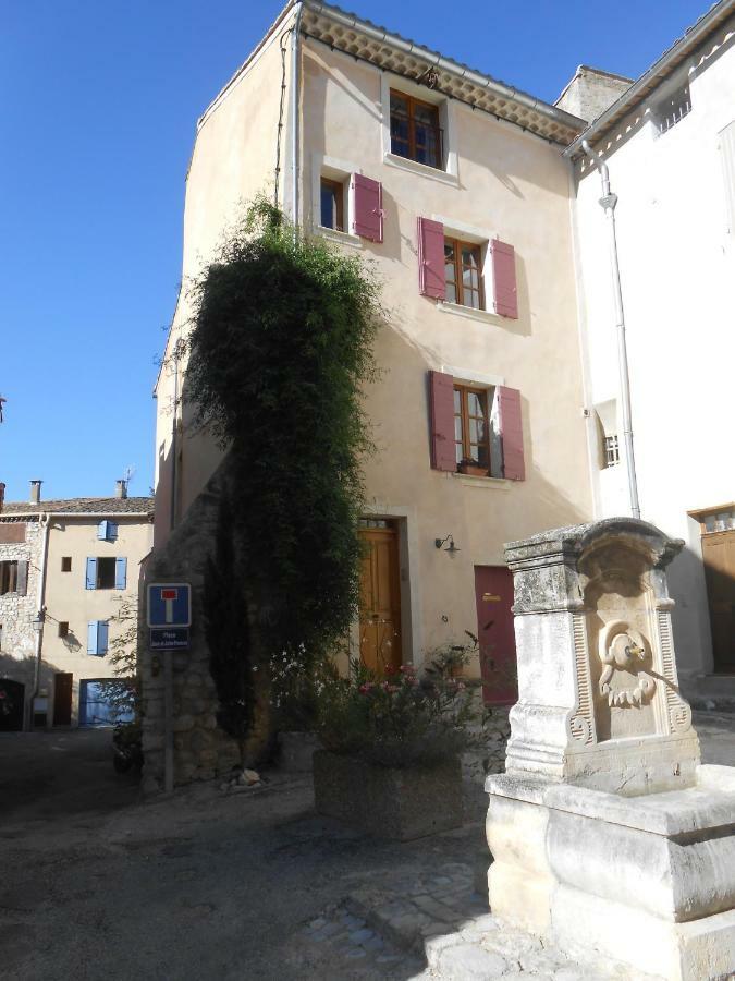 La Maison Derriere La Fontaine 布依斯·莱斯·巴罗尼 外观 照片