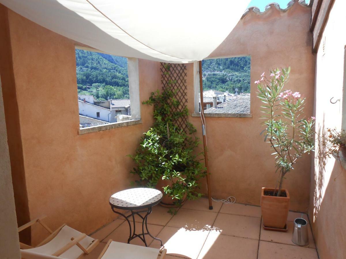 La Maison Derriere La Fontaine 布依斯·莱斯·巴罗尼 外观 照片