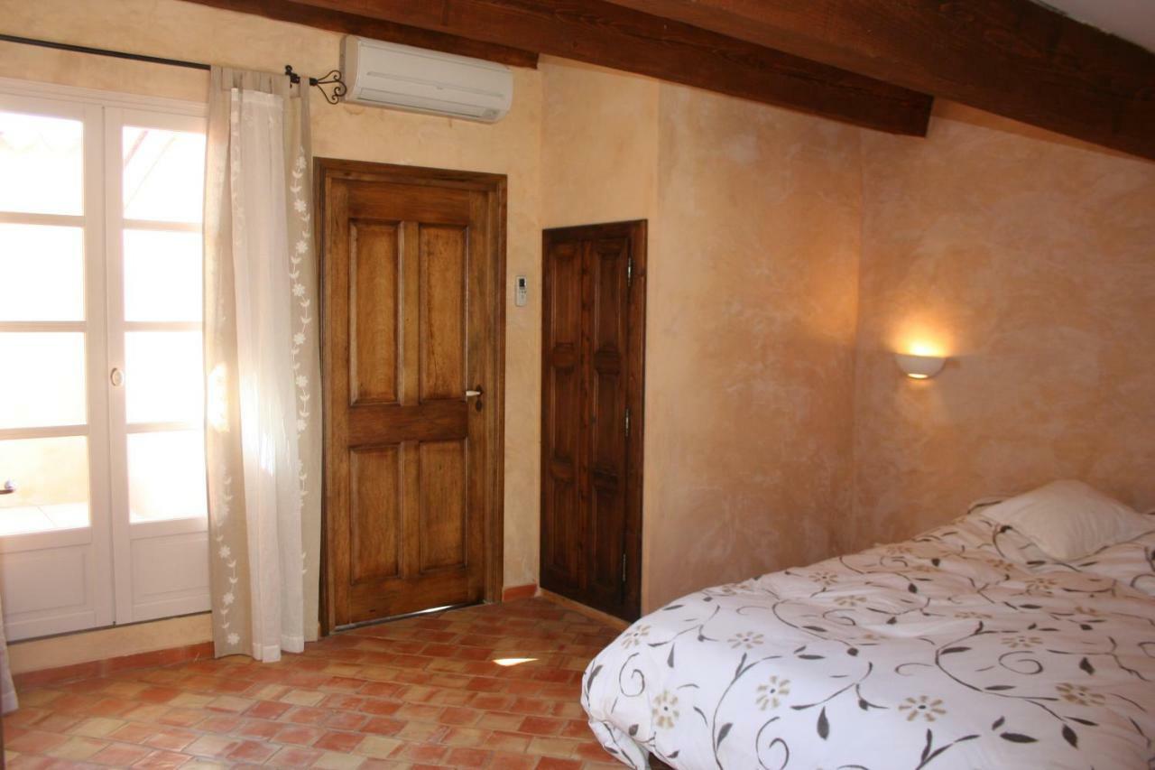 La Maison Derriere La Fontaine 布依斯·莱斯·巴罗尼 外观 照片
